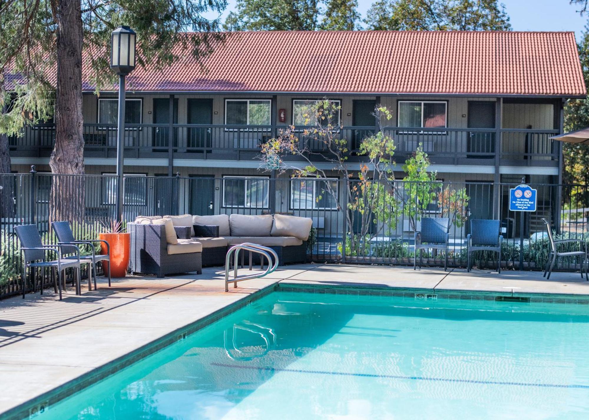 Yosemite Westgate Lodge Groveland Exterior foto