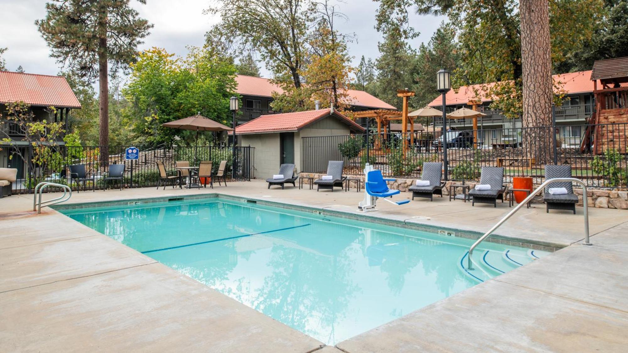Yosemite Westgate Lodge Groveland Exterior foto