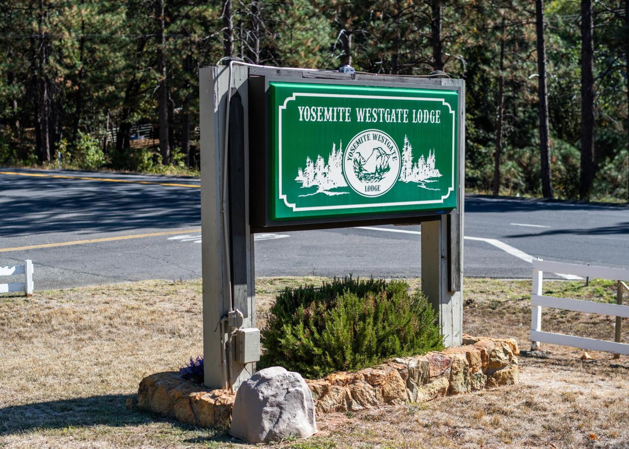 Yosemite Westgate Lodge Groveland Exterior foto
